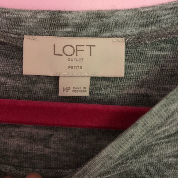 Loft Shirt with wrist ties - Picture 3 of 5